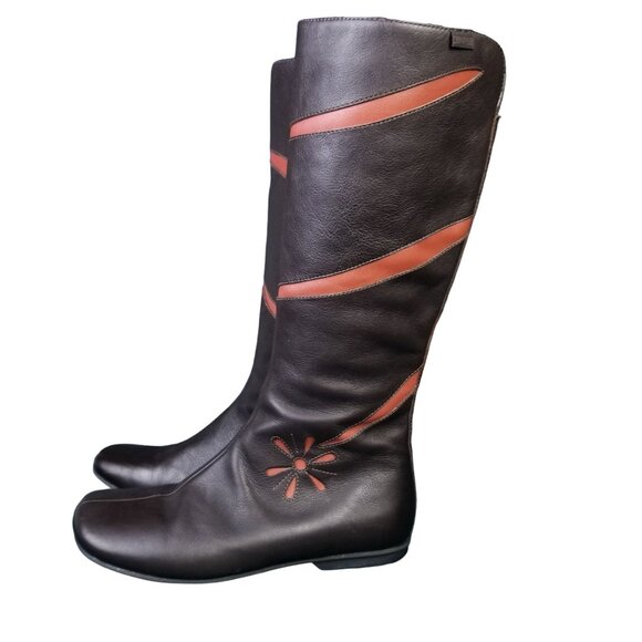 VTG Brown leather Camper riding boots with vintage 70s orange flower accent - Picture 1 of 14